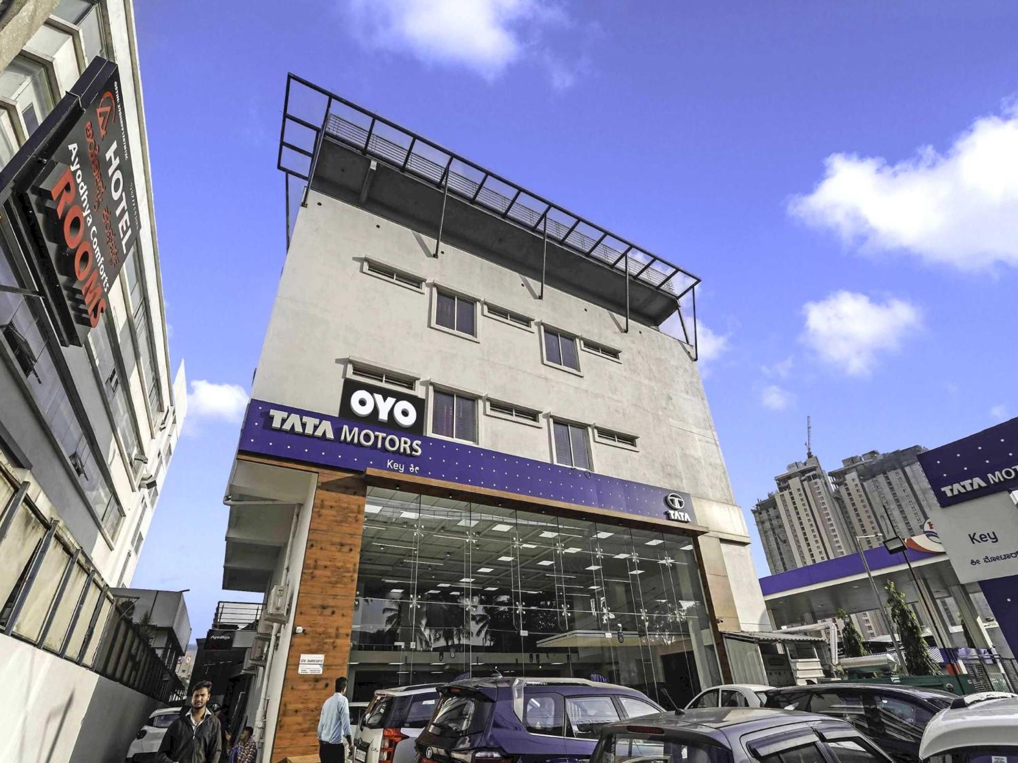 Oyo Flagship Hotel Ayodhya Бенґалуру Екстер'єр фото