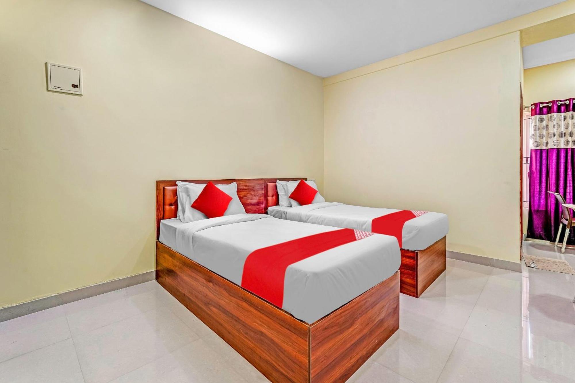 Oyo Flagship Hotel Ayodhya Бенґалуру Екстер'єр фото