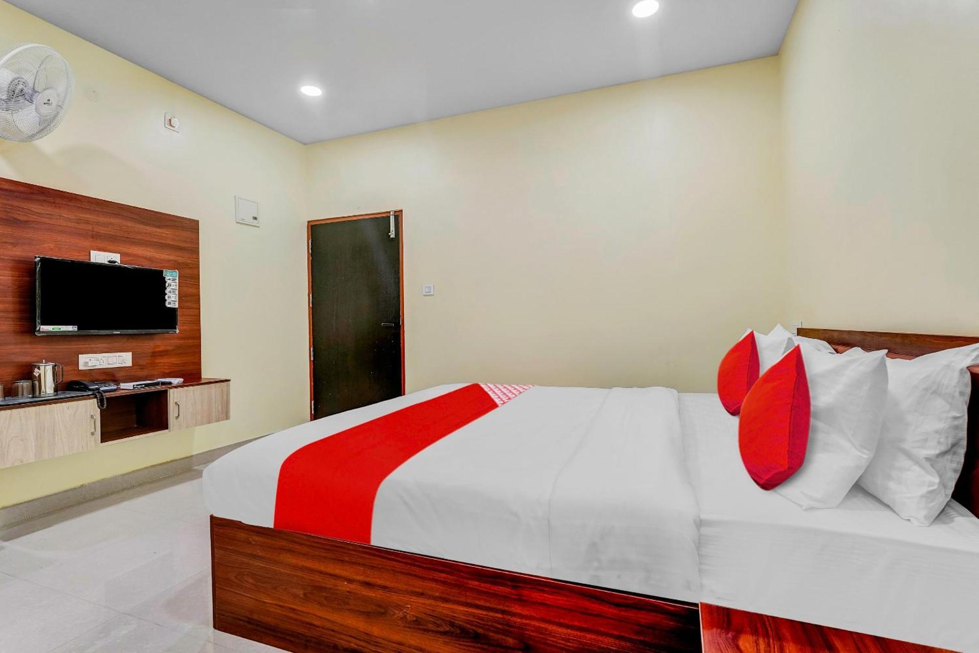 Oyo Flagship Hotel Ayodhya Бенґалуру Екстер'єр фото